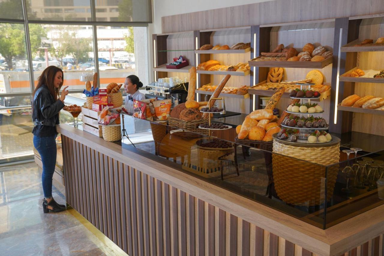 Ramada Encore By Wyndham Kuwait Downtown Kuwejt Zewnętrze zdjęcie